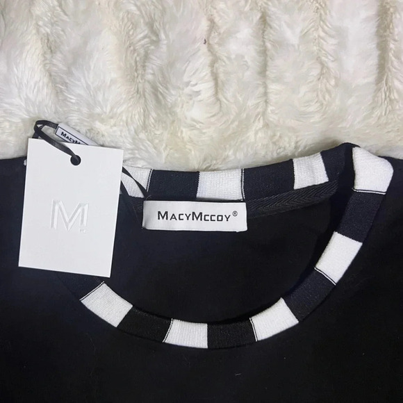 NWT MACYMCCOY Men’s Blue Banana Print Black T-Shirt - Picture 10 of 13